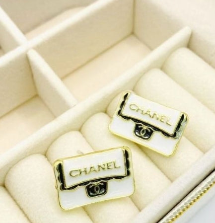 Σκουλαρίκια τύπου "Chanel"