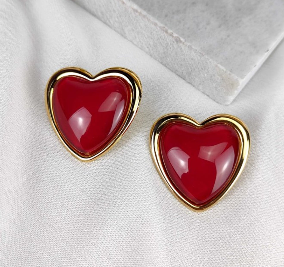 Ατσάλινα σκουλαρίκια σε σχήμα καρδιάς