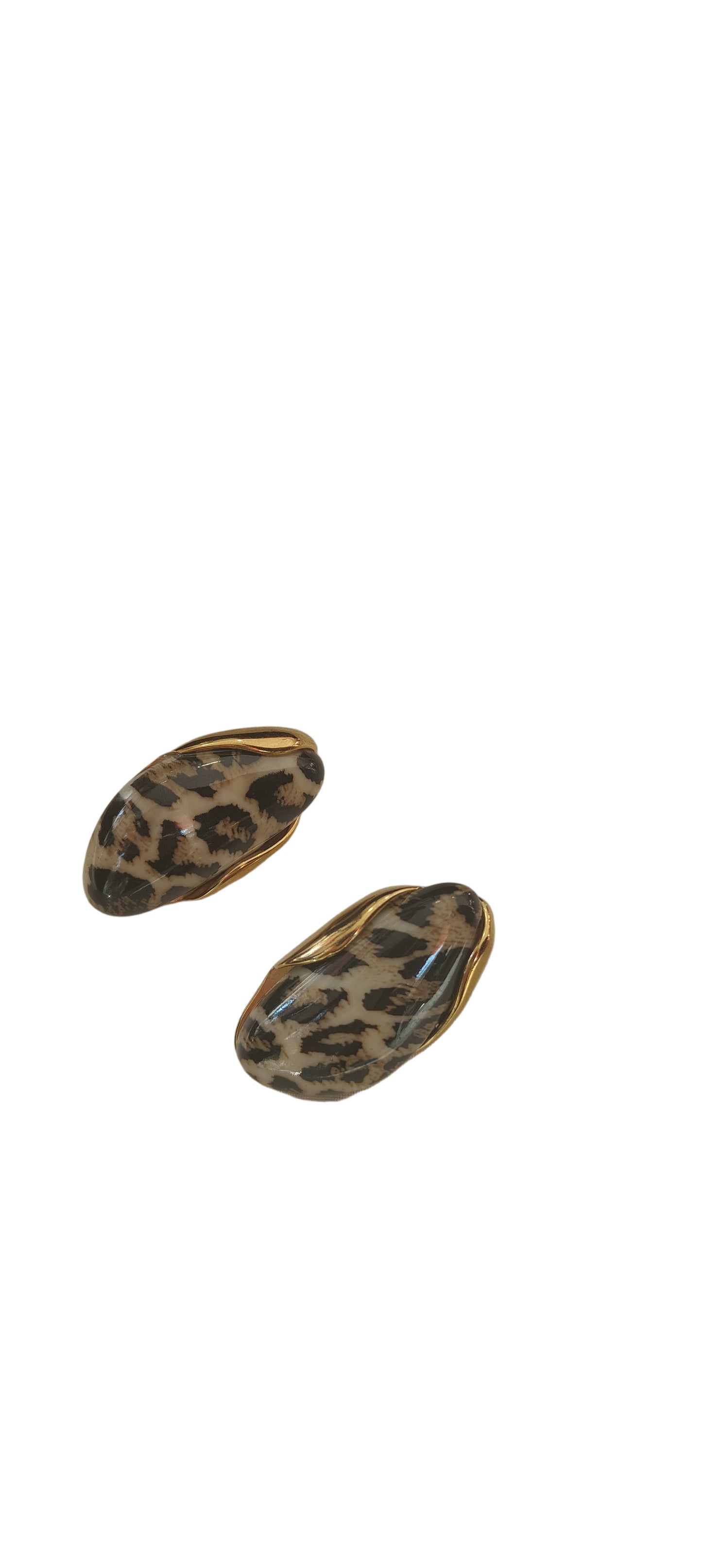 Ατσάλινα σκουλαρίκια Leopard με χρυσές λεπτομέρειες