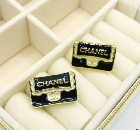 Σκουλαρίκια τύπου "Chanel"