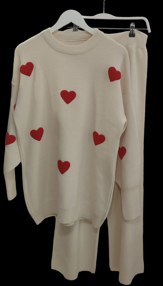 σετ πλεκτό με κεντημένες καρδιές λευκό